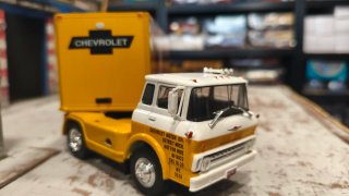 Camión Articulado Chevrolet