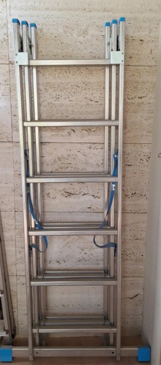 Escalera telescópica de aluminio
