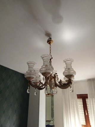 Lámpara de araña con lágrimas