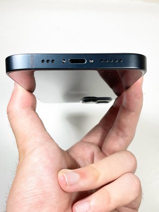 iPhone 13 con 100% de Salud Batería y Garantía