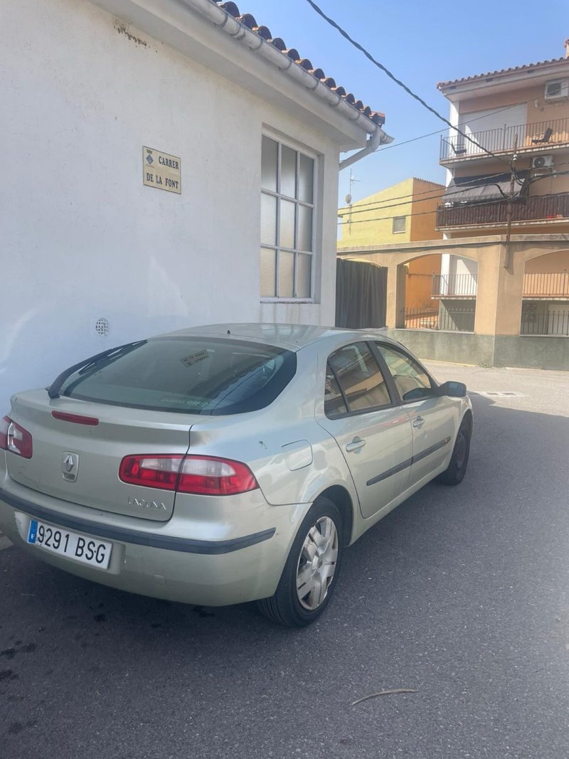 Renault Laguna 2004 - foto 1