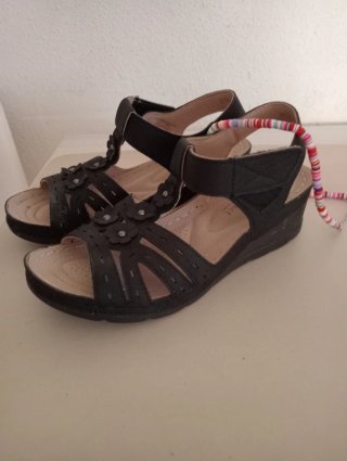 Sandalias cuña Sim talla 37