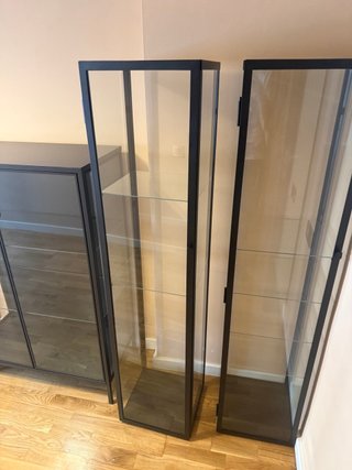 4 Vitrinas IKEA BLÅLIDEN y RUDSTA
