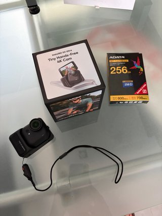 Insta360 Go Ultra Negra y tarjeta micro sd 256gb