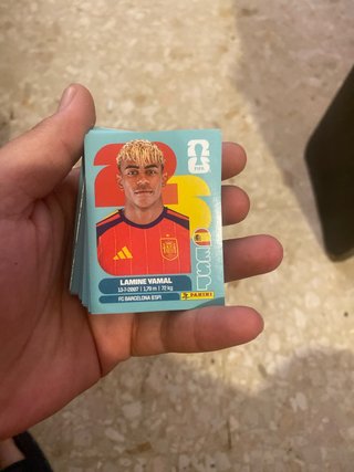 Cambio Lamine Yamal por messi o cristiano o la 00