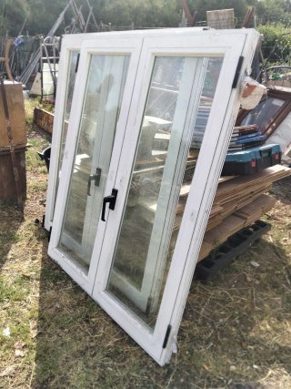 Ventanas blancas de doble cristal