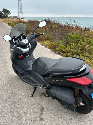 Yamaha X Max 250 Scooter Negro.