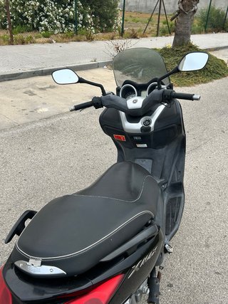 Yamaha X Max 250 Scooter Negro.