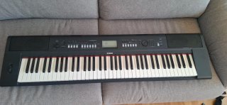 Teclado Yamaha Piaggero NP-V60