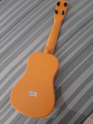 Ukelele infantil