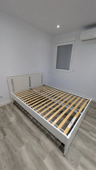 Cama doble Ikea blanca