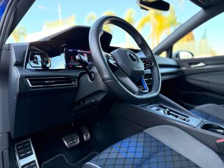 Volkswagen Golf R!