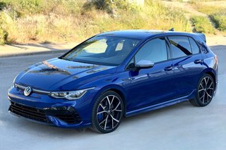 Volkswagen Golf R!