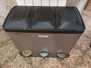 Papelera de reciclaje 3 cubos