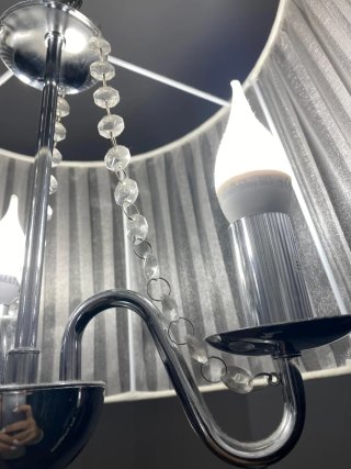 Lámpara de techo con velas de cristal