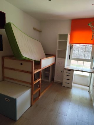 Cama alta Kura IKEA 90x200 cm