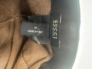 Gorra Gucci Negra con Raya Verde y Roja