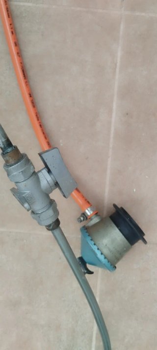 Calentador Gas Neckar + Armario + Regulador