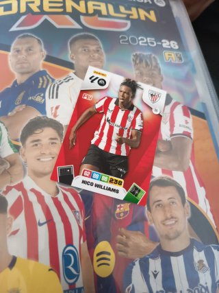 Carta Fútbol Nico Williams Adrenalyn 2025-26