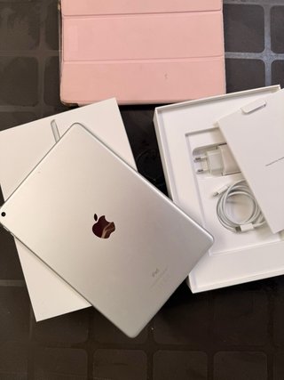 COMO NUEVO - Apple iPad