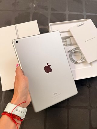 COMO NUEVO - Apple iPad
