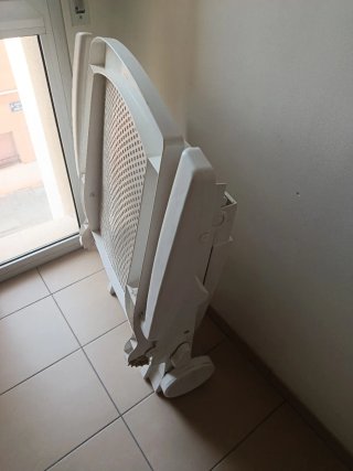 Tumbona plegable exterior blanca