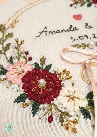 Porta Alianzas Bordado a Mano Personalizado Flores