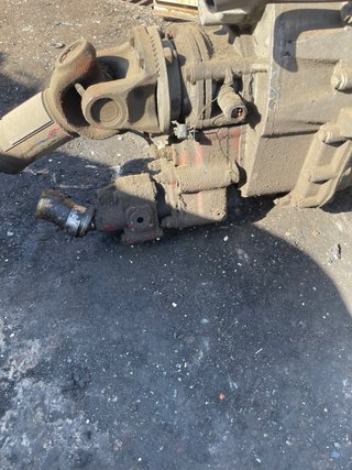 Motor Iveco Eurocargo + Caja ZF