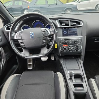 Citroën DS4 1.6 e-HDi 110cv STT Style