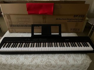 Teclado DP-882 88 Teclas Semi-Ponderadas