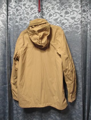 Cortavientos Aigle Beige Hombre