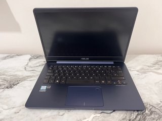 Portátil Asus Core i5 8GB RAM
