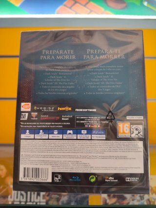 Dark Souls Trilogy PS4 Nuovo Sigillato