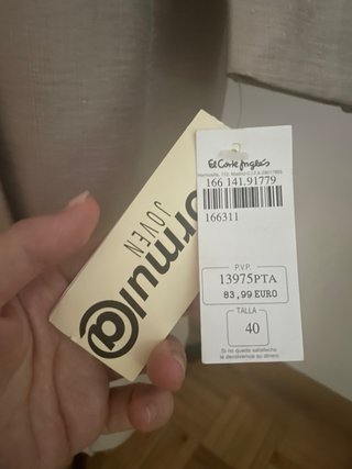 Gabardina de lino beige