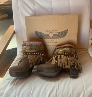 Botines Emonk Marrones y Dorados