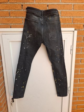 Pantalón vaquero negro Bershka EUR 38
