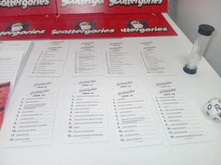Scattergories Juego de Mesa Hasbro Gaming