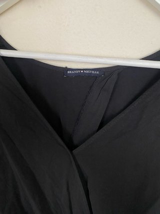 Blusa Brandy Melville cruzada negra talla única