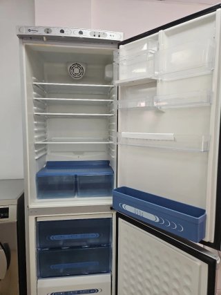 Nevera Balay plateada 6 meses de garantía