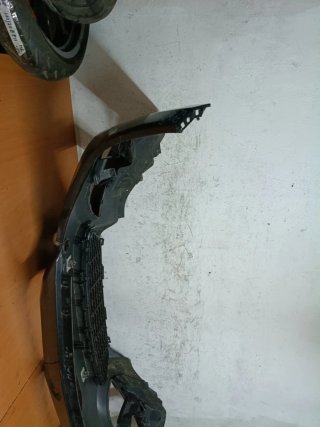 Paragolpes BMW F20 Lift Negro