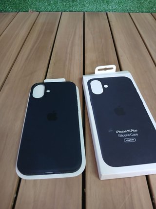 Apple Funda iPhone 16 Plus MagSafe Negra