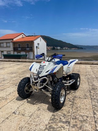 Suzuki LTZ 400
