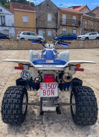 Suzuki LTZ 400