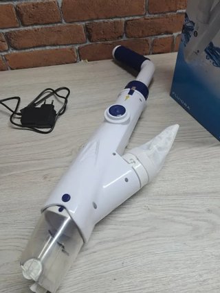 Gre CSPA Limpiafondos de batería para piscina
