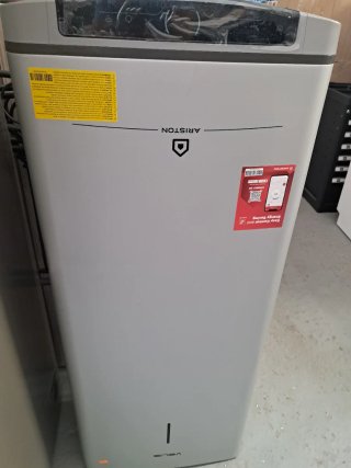 Termo Eléctrico Ariston 100L