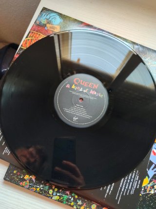 Queen - A Kind of Magic Vinilo