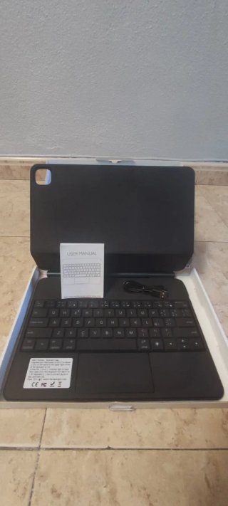 Funda Teclado iPad Retroiluminada