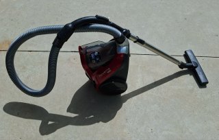 Aspiradora Rowenta RO3798EA 750W