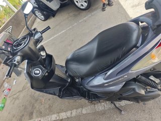 Yamaha Cygnus X 125cc Gris