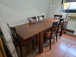 Mesa comedor extensible cerezo macizo + 6 sillas